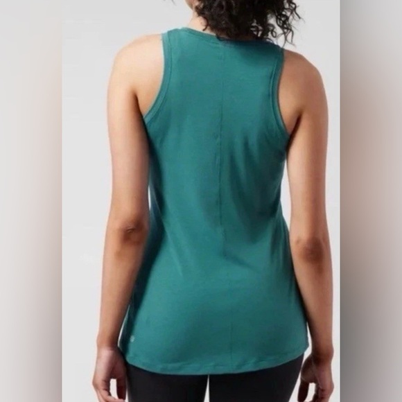 Athleta Radiate Tank Top with Blue Twist size xs - Picture 2 of 9